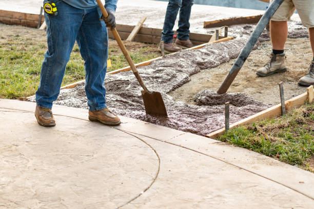 Best Concrete Contractor Near Me  in Humboldt Hill, CA